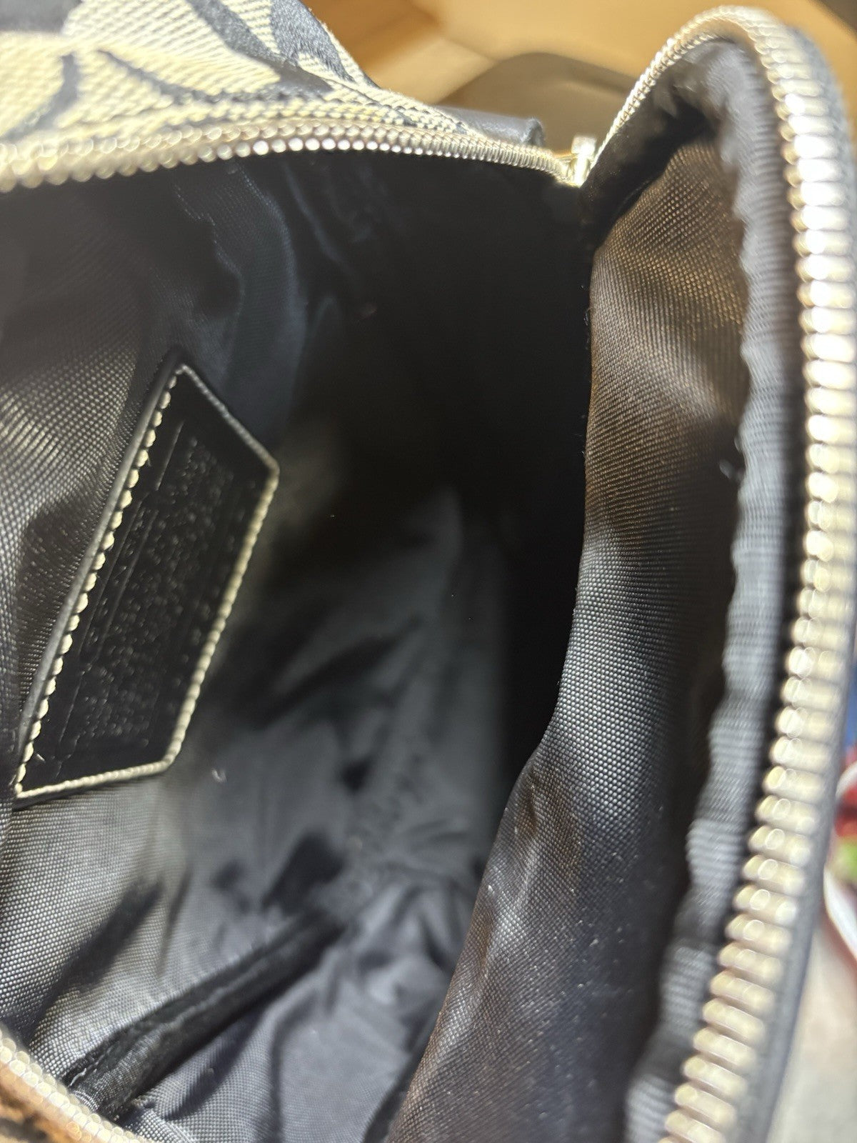 Coach Unisex Travel Crossbody Bag Black Signature 4270 Vintage 2005