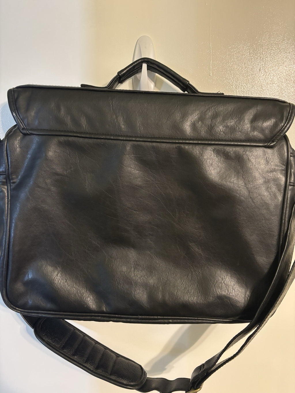Milwaukee Bucks Messenger Laptop Bag Leather Expandable- Rare!!