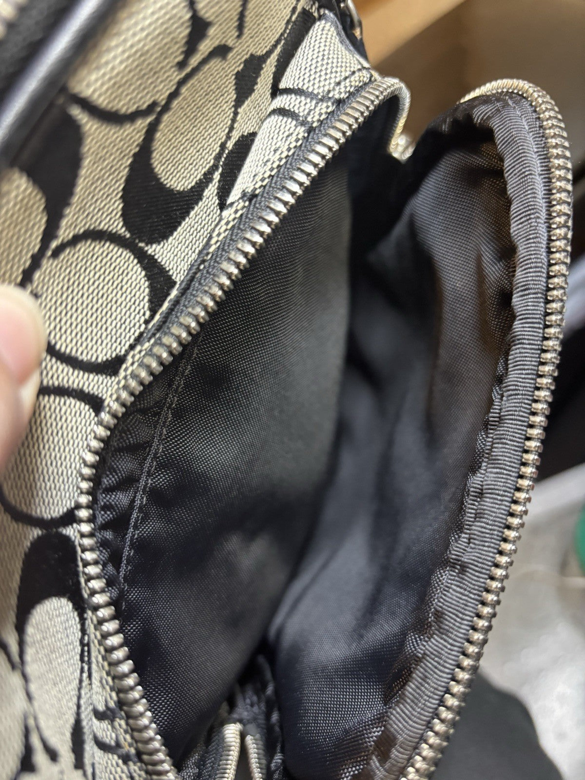 Coach Unisex Travel Crossbody Bag Black Signature 4270 Vintage 2005