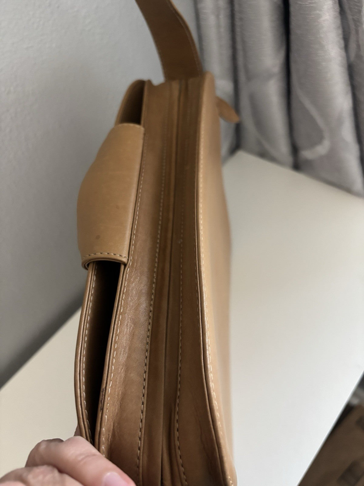 Bally Tan ALL Leather Bag GORGEOUS