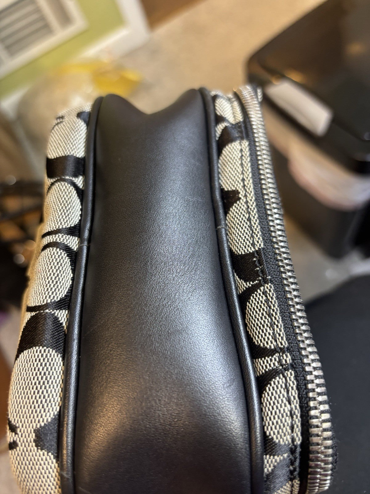Coach Unisex Travel Crossbody Bag Black Signature 4270 Vintage 2005