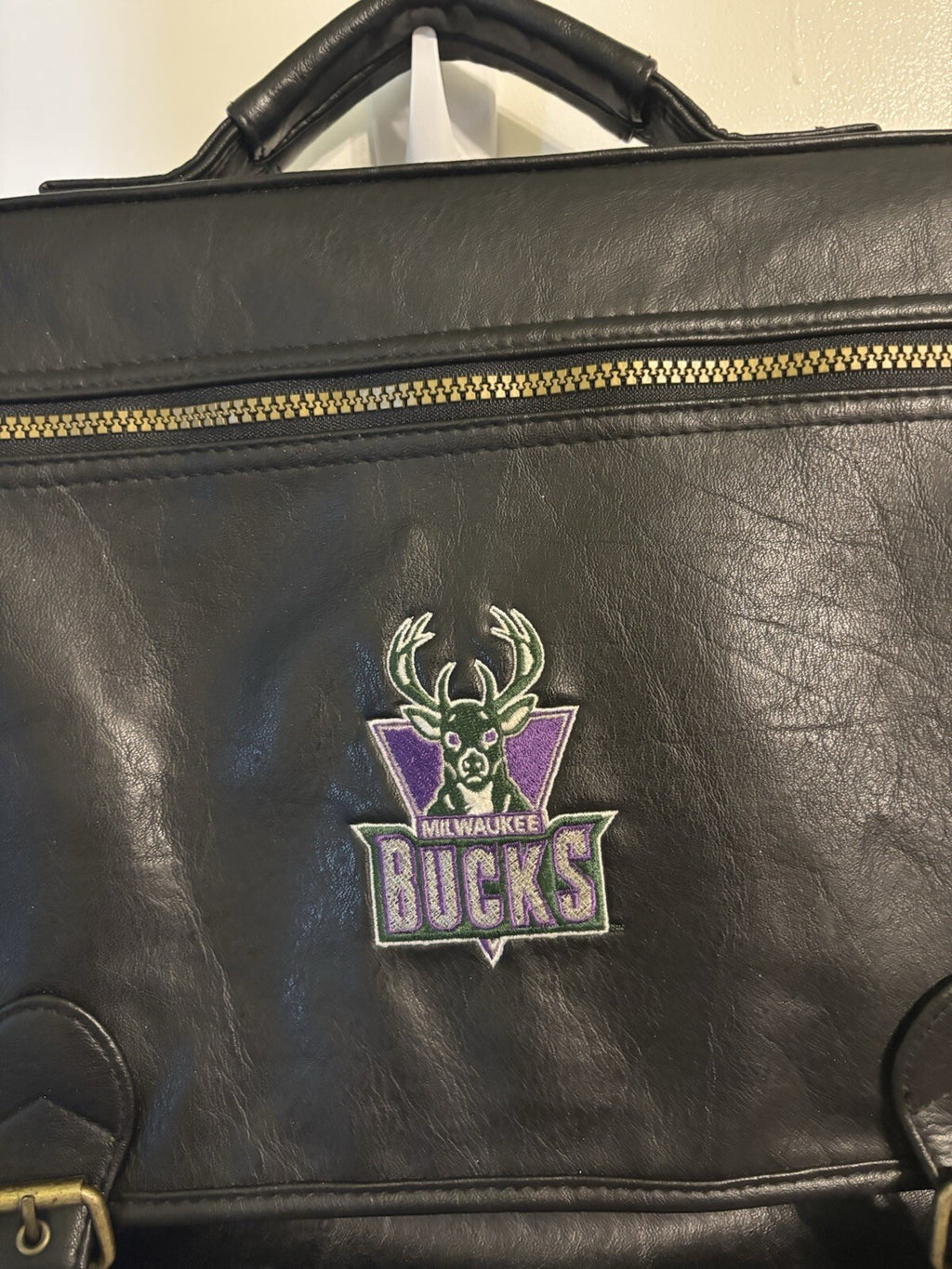 Milwaukee Bucks Messenger Laptop Bag Leather Expandable- Rare!!