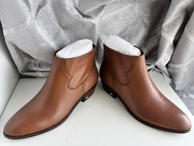 Coach Dannie Leather Saddle Size 8 -FREE SHIPPING!!