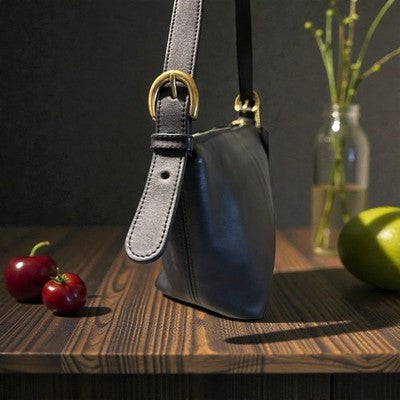Coach 4130 Navy McDougal Legacy Vintage 1993 Crossbody Bucket Bag