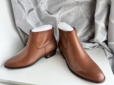 Coach Dannie Leather Saddle Size 8 -FREE SHIPPING!!