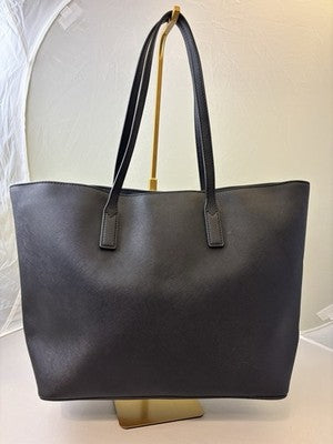 MARC JACOBS BLACK SAFFIANO TOTE- FREE SHIPPING!!