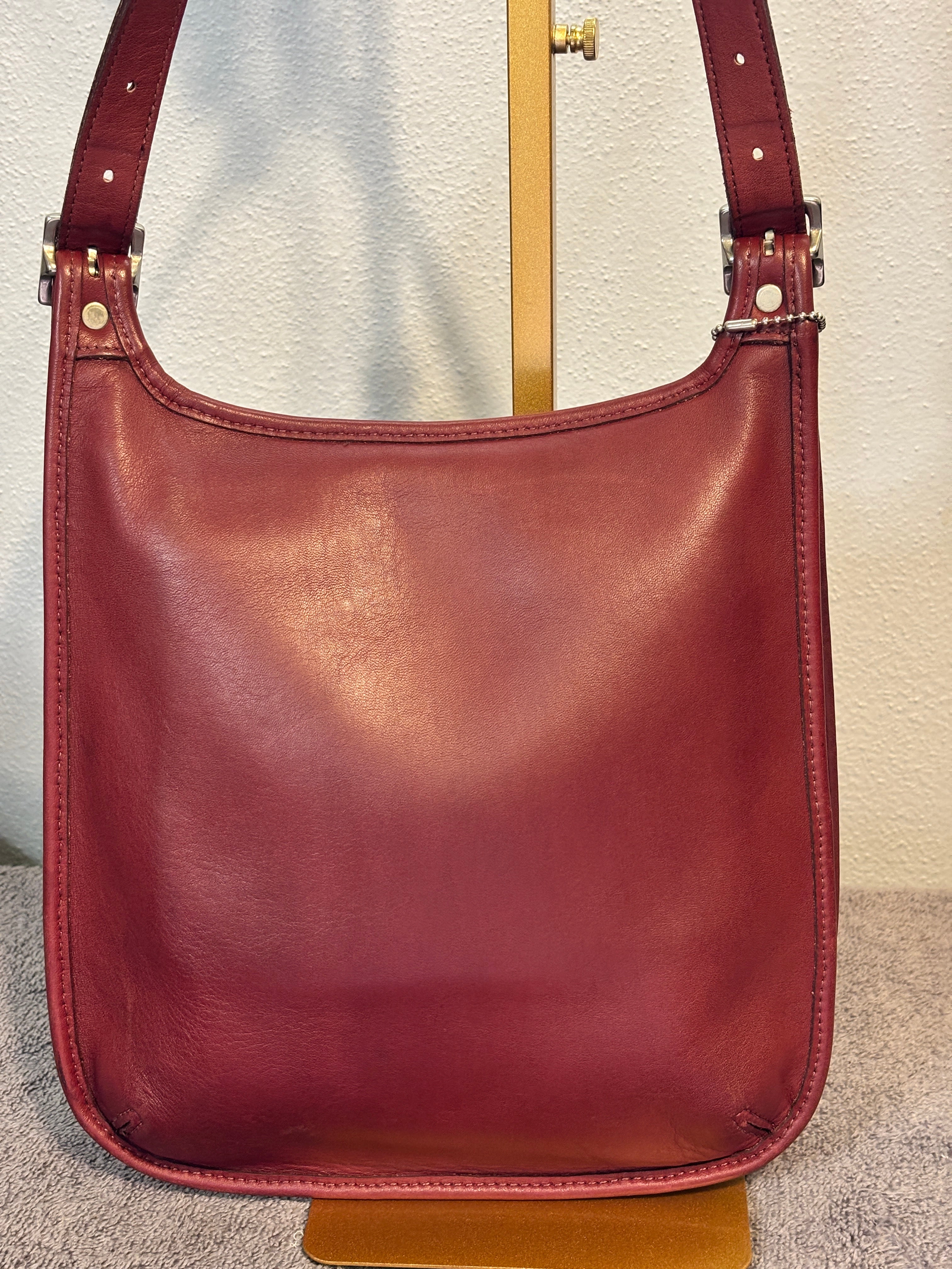 Vintage Coach Hippie Flap Bag 9135 Red Leather USA