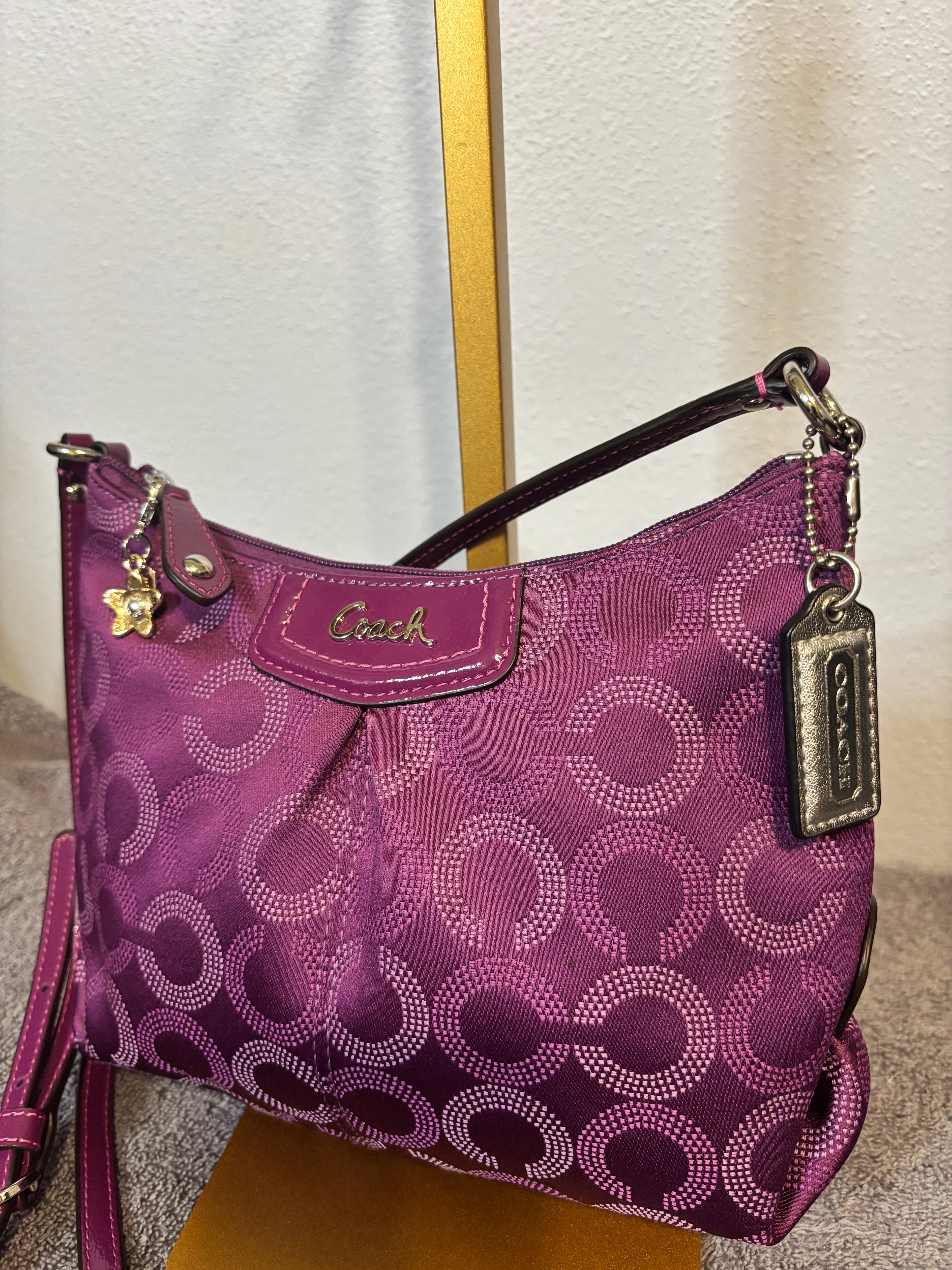 Coach Ashley Optic C Purple Signature Crossbody Hangtag