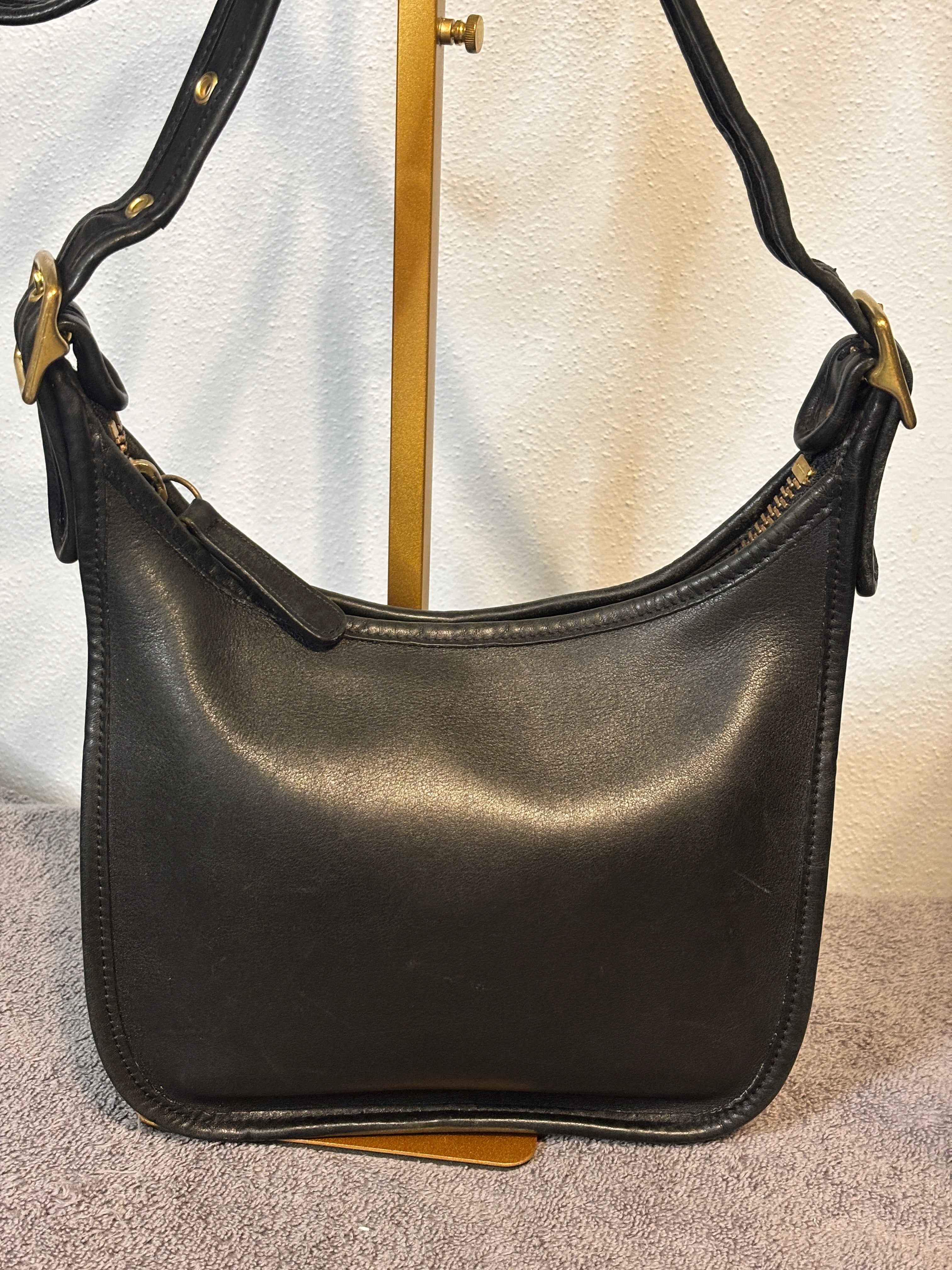 Vintage Coach Janice Legacy 9950 Black Leather Crossbody