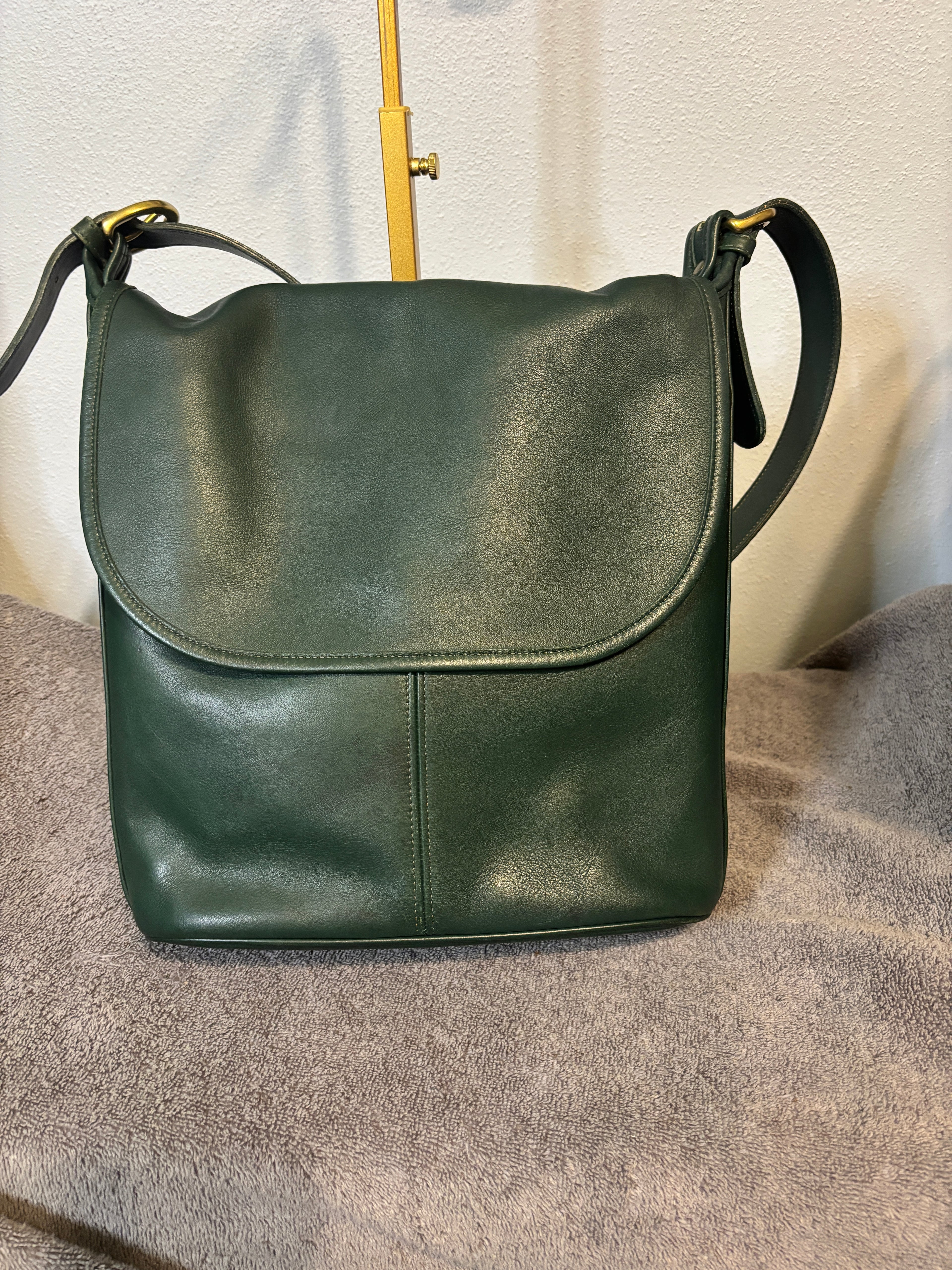 Vintage Coach Whitney 4115 Bottle Green Leather Crossbody USA Made