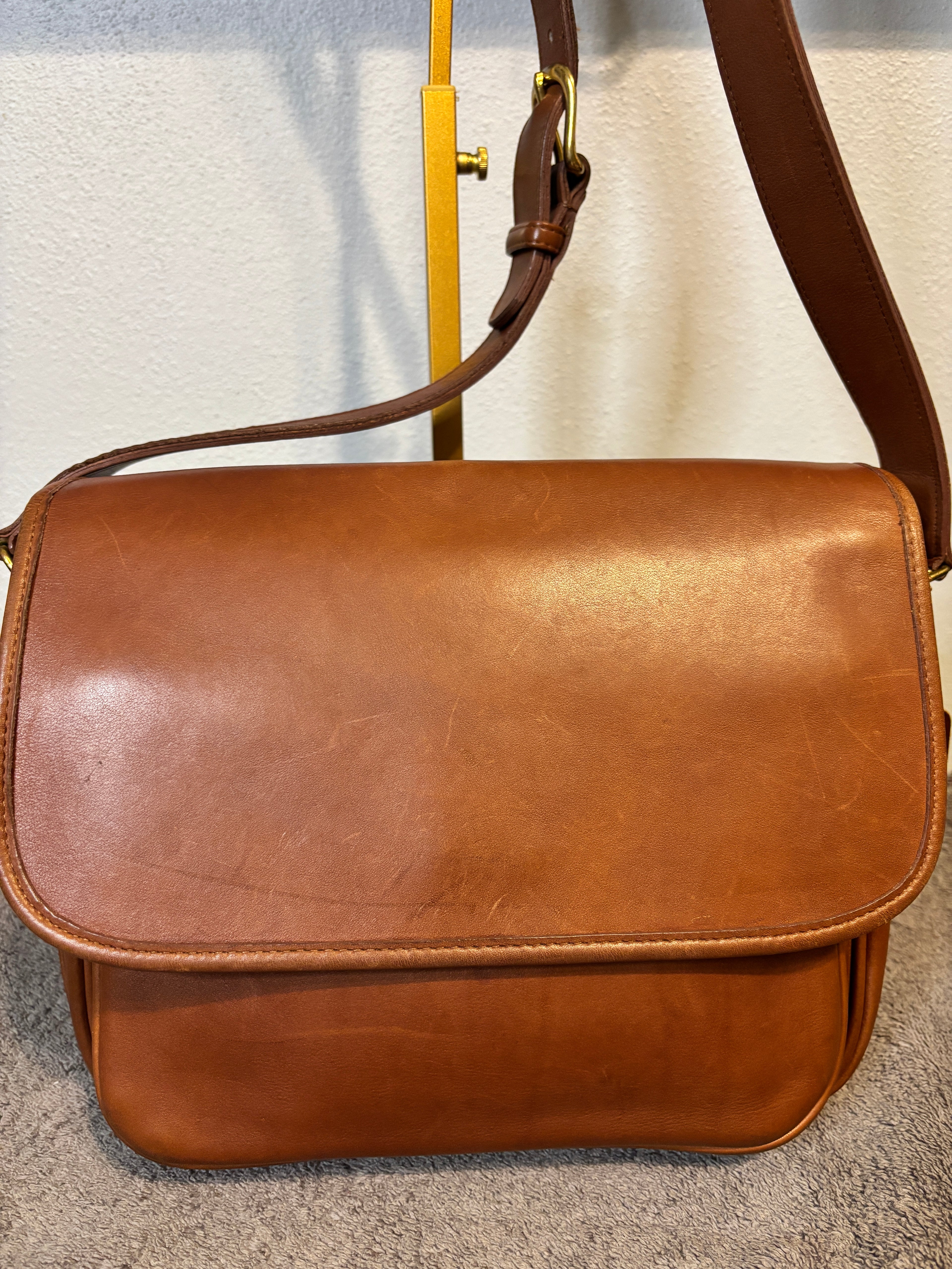 Rare Vintage Coach 4016 Escort Bag British Tan Lightweights Pre-1994 USA