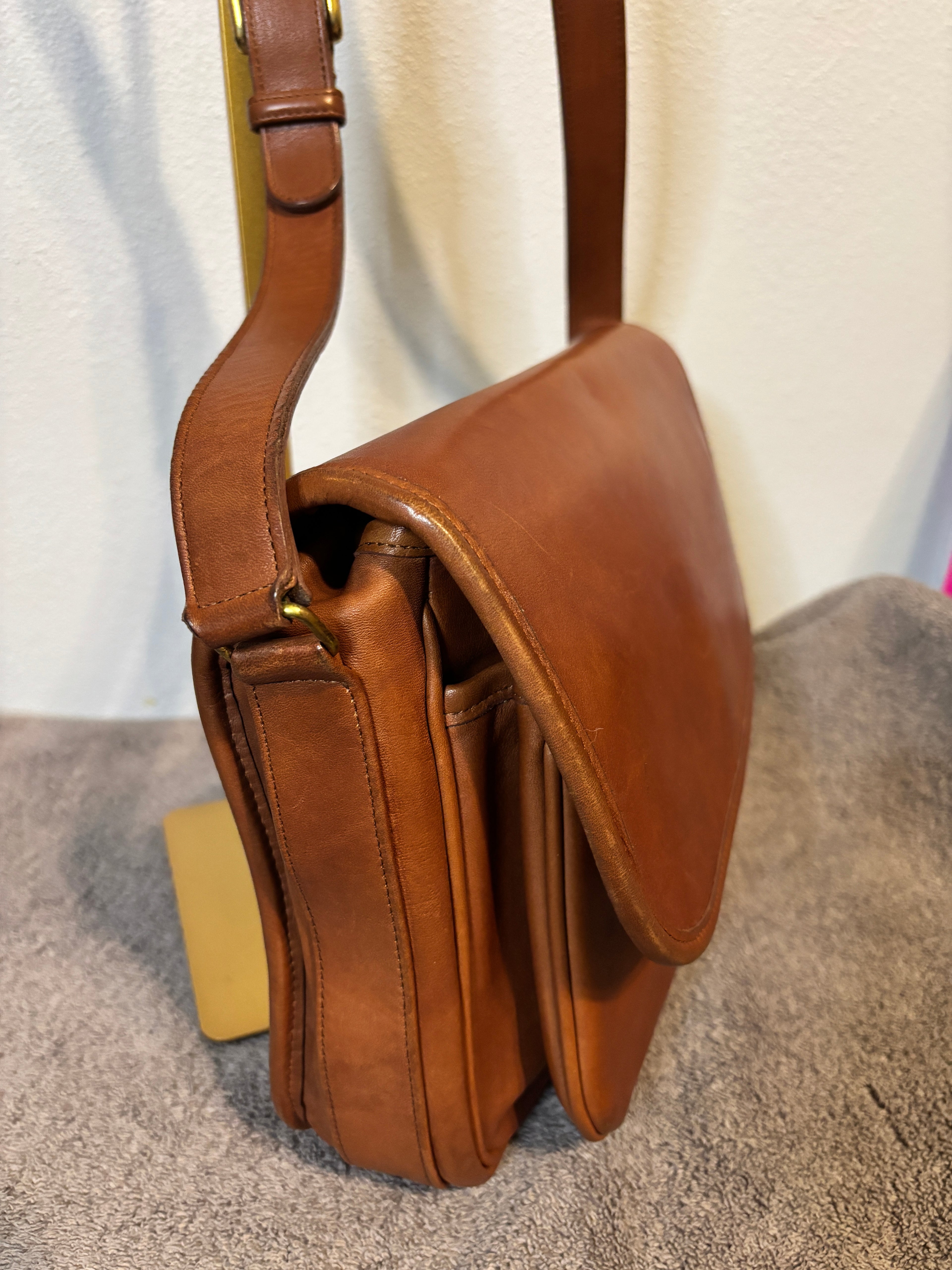 Rare Vintage Coach 4016 Escort Bag British Tan Lightweights Pre-1994 USA