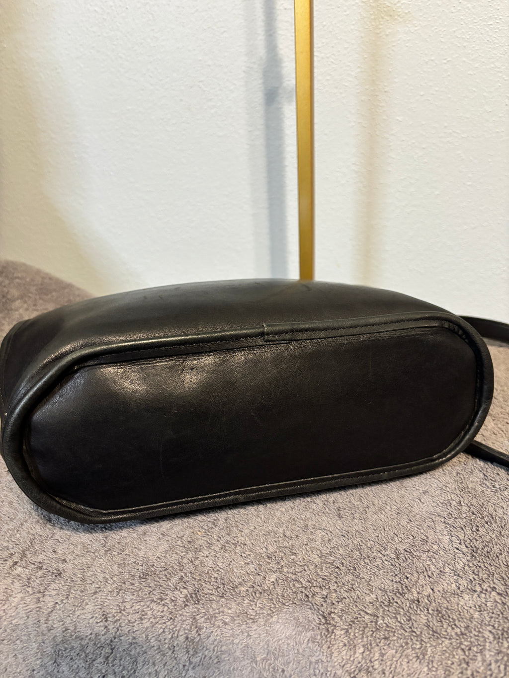 Vintage Coach Oliver Bag 9902 Black Glove-Tanned Leather Crossbody USA