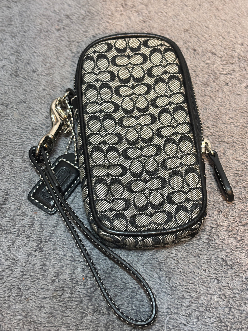 Coach Signature Canvas Double Zip Wristlet Pouch Black Gray 5 Inch