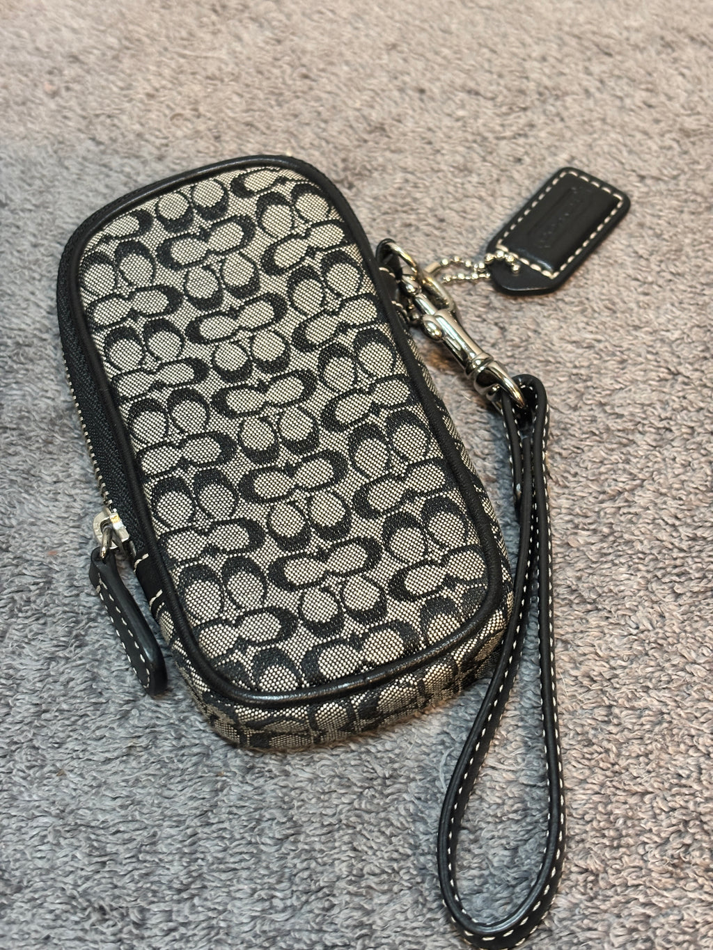 Coach Signature Canvas Double Zip Wristlet Pouch Black Gray 5 Inch