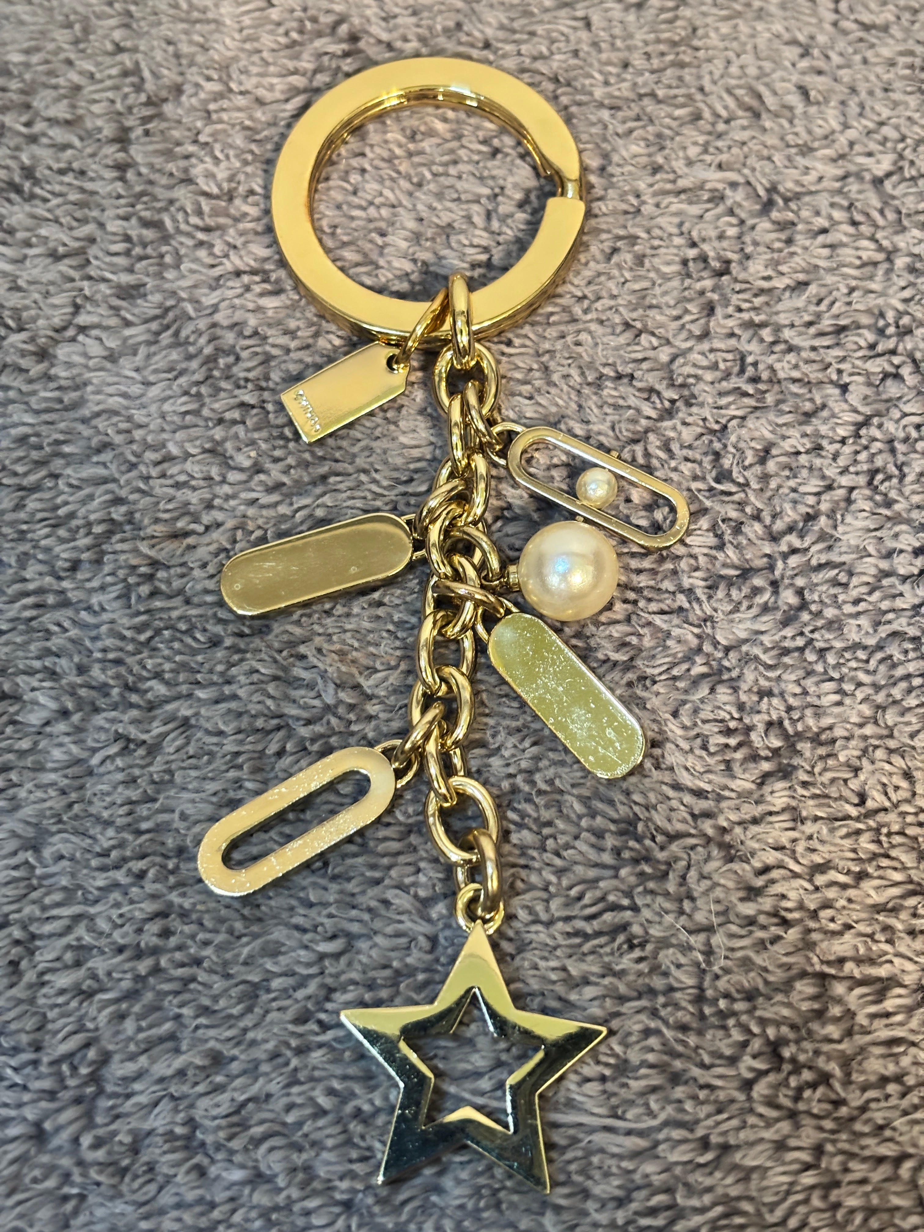 Y2K Coach Gold Tone Pearl Rhinestone Star Chain Key Ring Bag Charm
