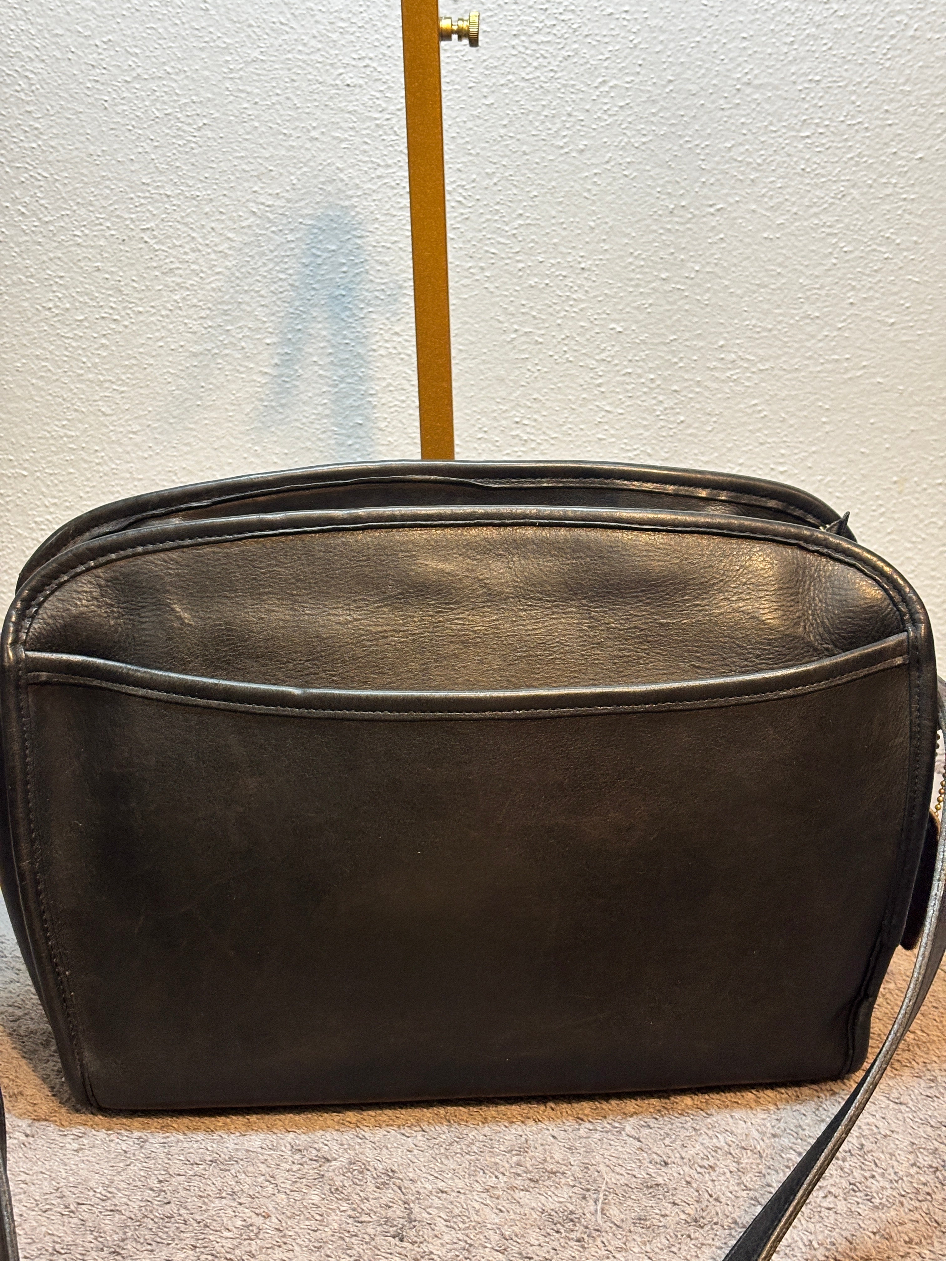 Vintage Coach Brighton Black Leather Crossbody Bag 0727-204 Made USA Pre-94