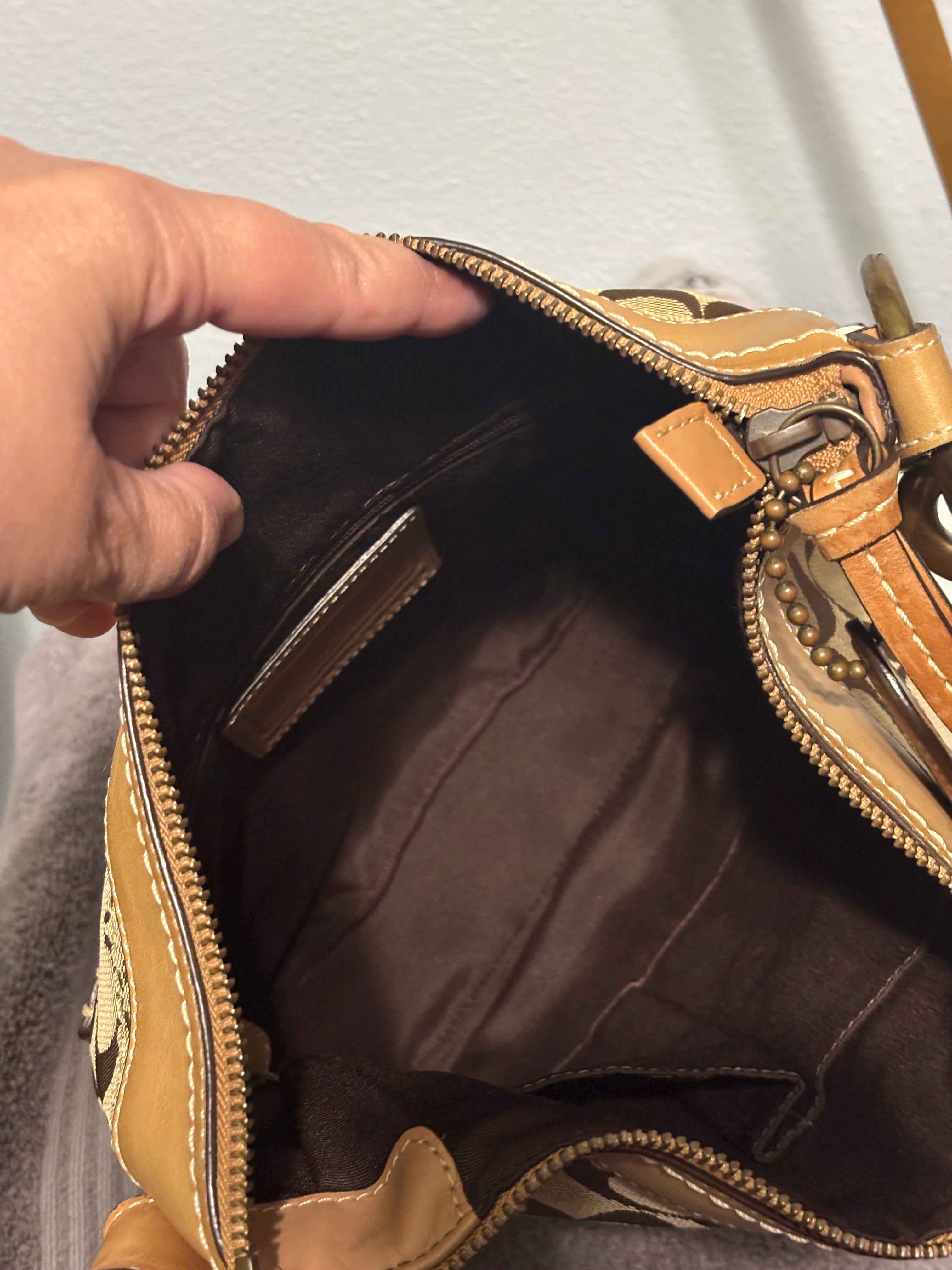 Coach Legacy Signature Medium Duffle Crossbody Bag 10403 Khaki Gold-2006