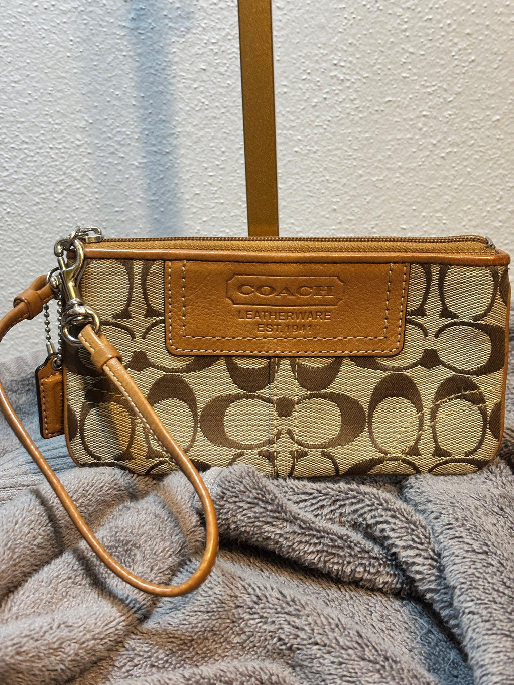 Coach Leatherware Signature Canvas Tan Leather Wristlet Pouch
