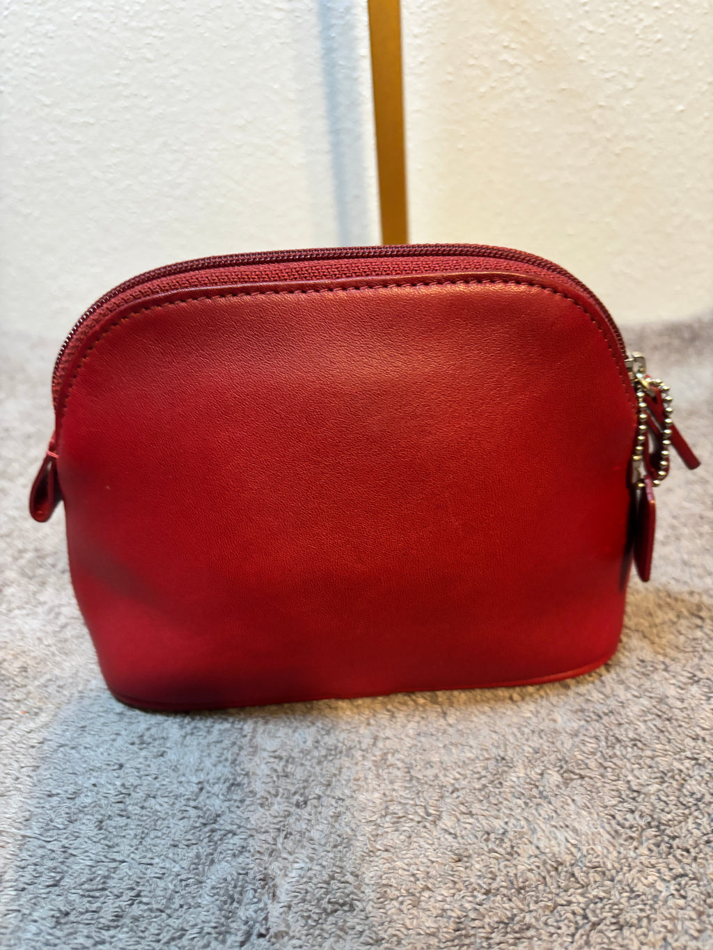 Vintage Coach 6987 Red Leather Small Dome Cosmetic Makeup Case Pouch