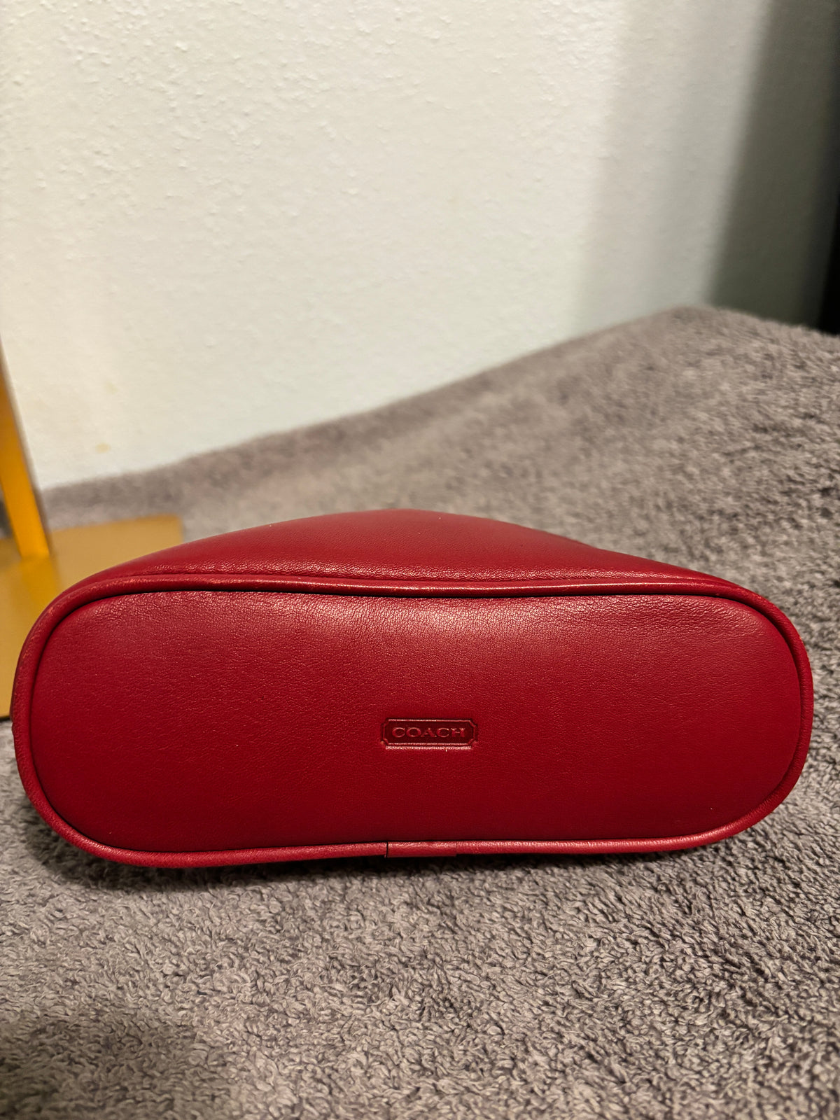 Vintage Coach 6987 Red Leather Small Dome Cosmetic Makeup Case Pouch