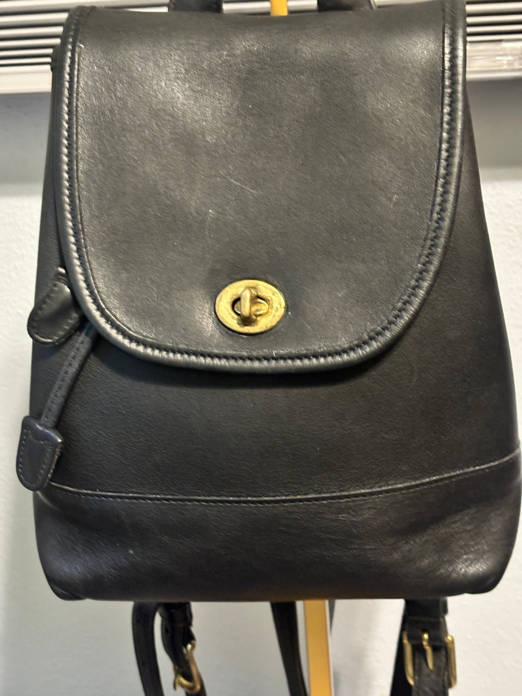 Vintage Coach 9960 Black Leather Daypack Backpack Turnlock Costa Rica 2001