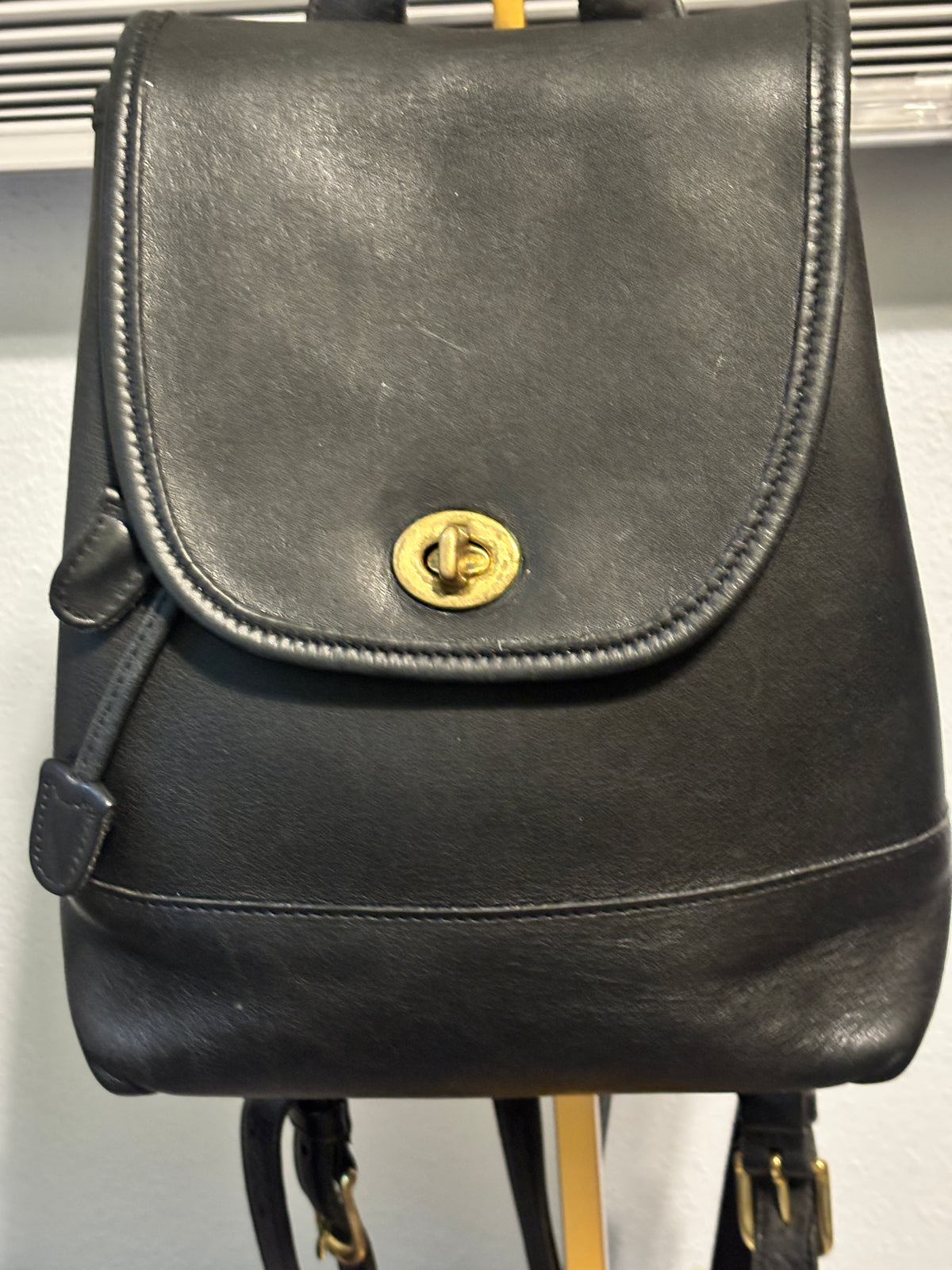 Vintage Coach 9960 Black Leather Daypack Backpack Turnlock Costa Rica 2001