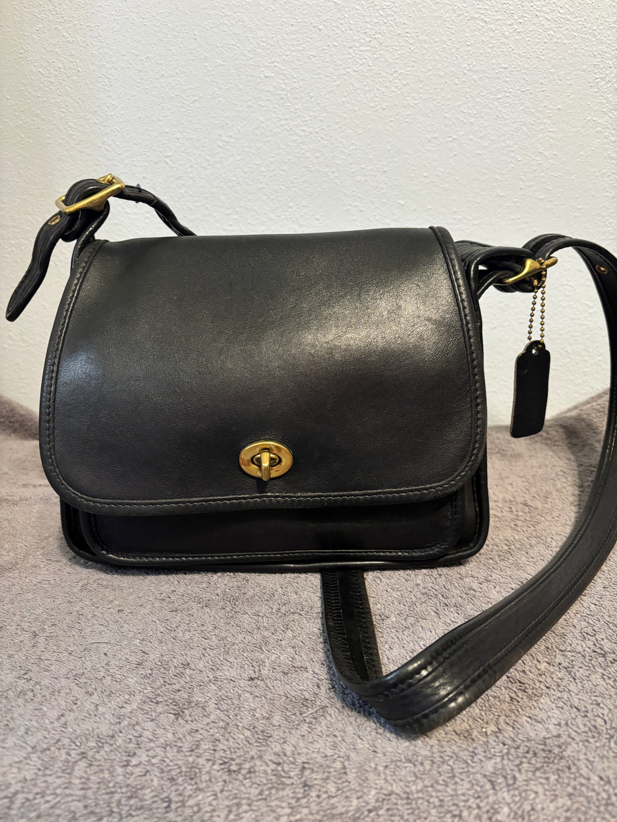 Vintage Coach Rambler’s Legacy 9061 Black Leather Crossbody Bag USA