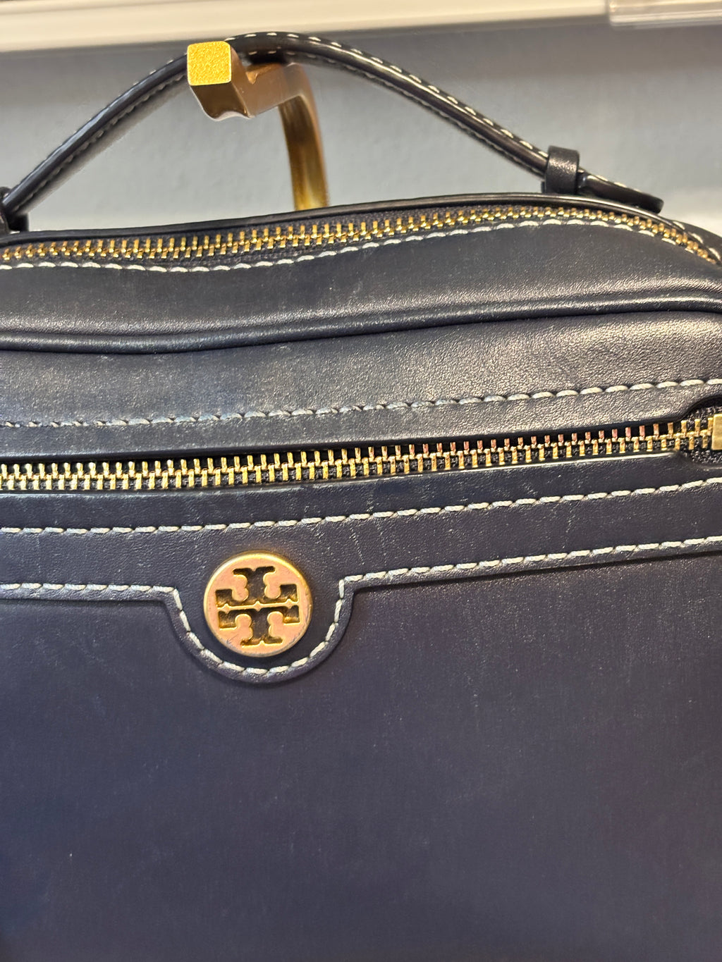 Tory Burch Navy Leather Camera Bag Crossbody Top Handle Style 80505