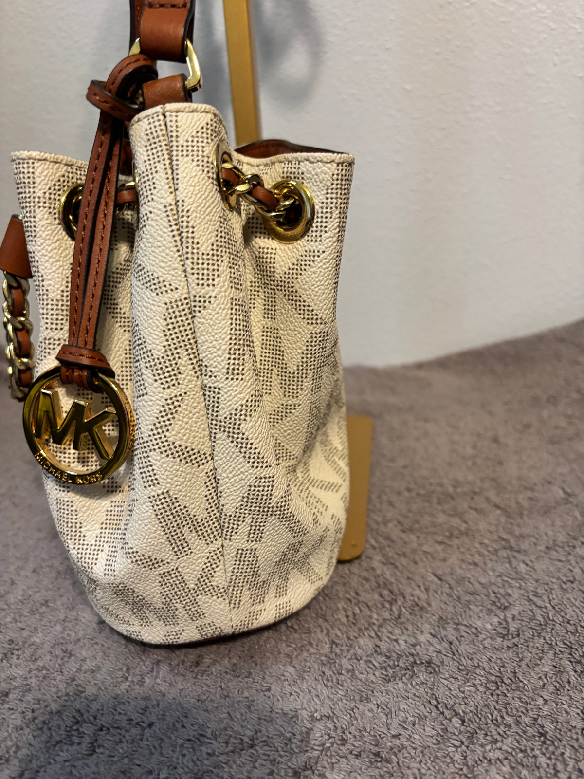 Michael Kors Vanilla Signature Logo Small Bucket Bag Drawstring Crossbody