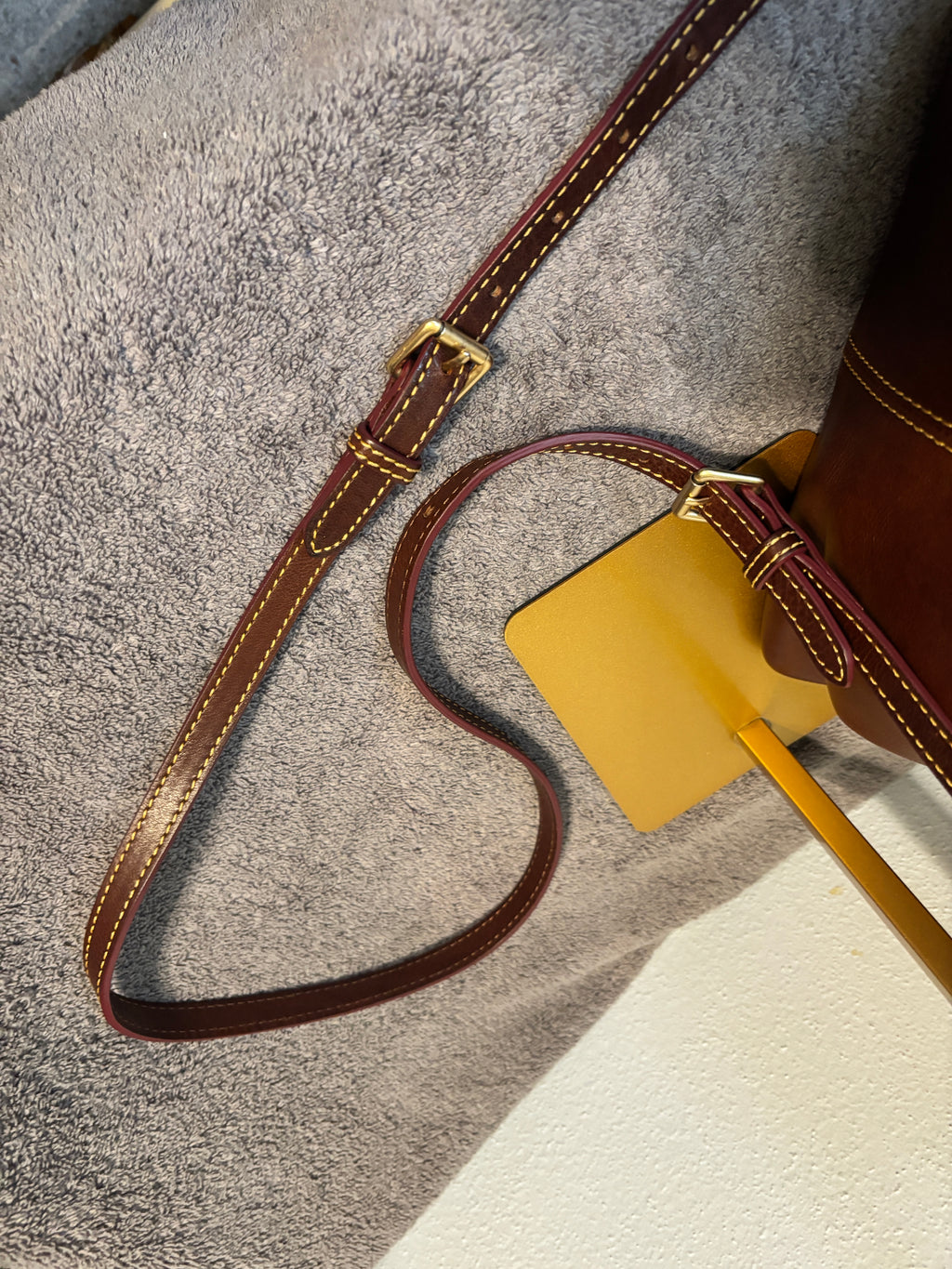 Dooney Bourke fine striated leather Small Everyday Crossbody Black Tan Leather