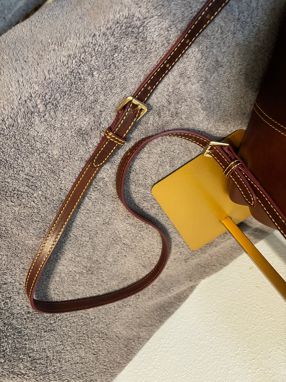 Dooney Bourke fine striated leather Small Everyday Crossbody Black Tan Leather