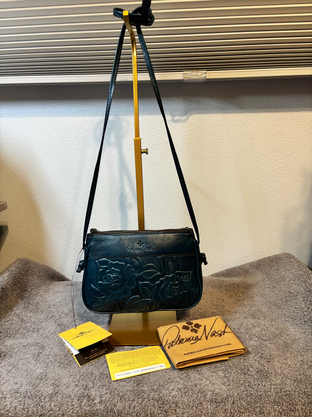 Patricia Nash Bacoli Caribbean Blue Tooled Leather Crossbody NWT Dust Bag