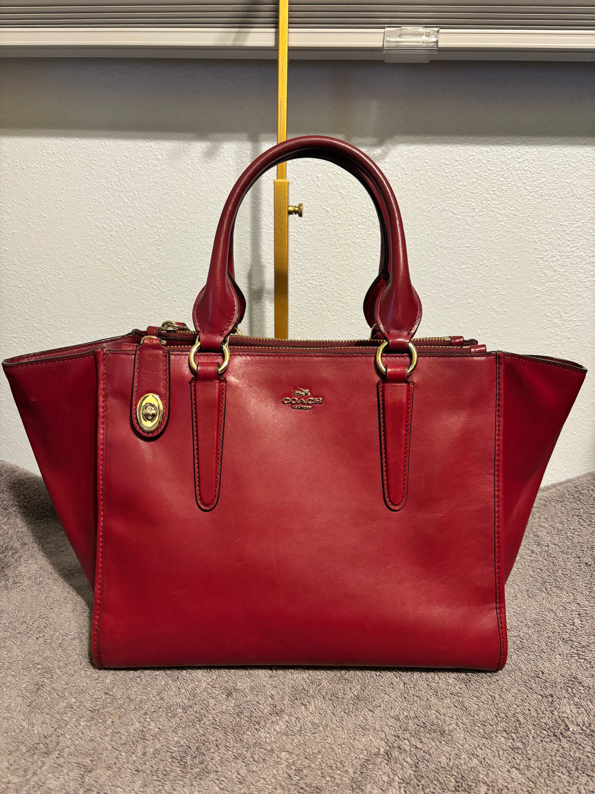 Coach Crosby Carryall Red Leather 3 Compartment Turnlock Crossbody Satchel