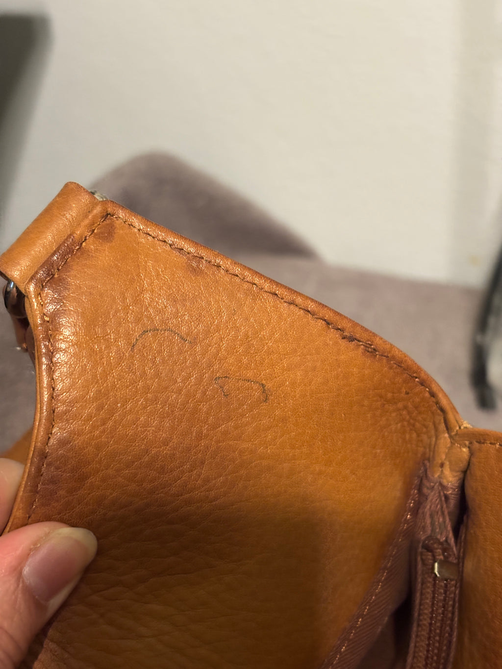 Fossil Tan Brown Leather Organizer Shoulder Bag Multi Pocket Purse