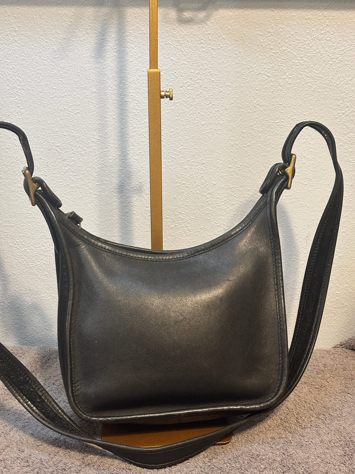 Vintage 2004 Coach Janice's Legacy 9950 Black Leather Crossbody Bag