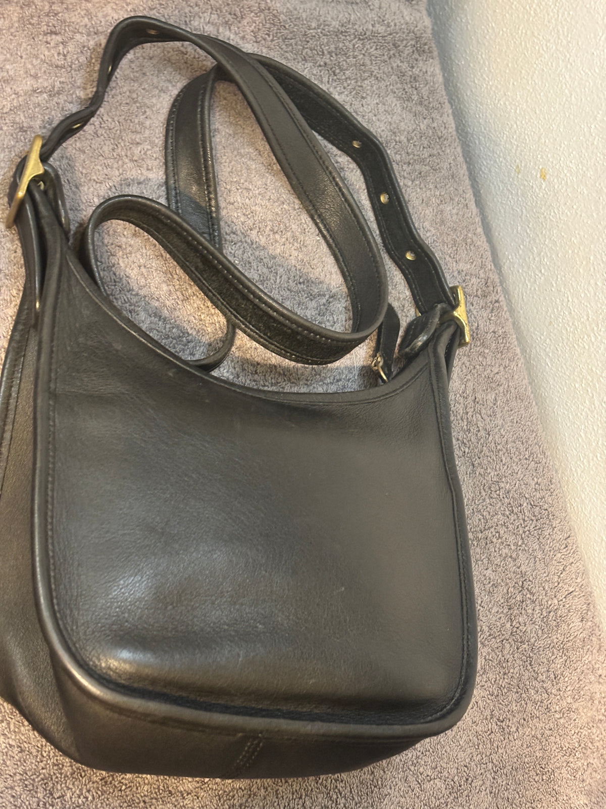 Vintage 2004 Coach Janice's Legacy 9950 Black Leather Crossbody Bag