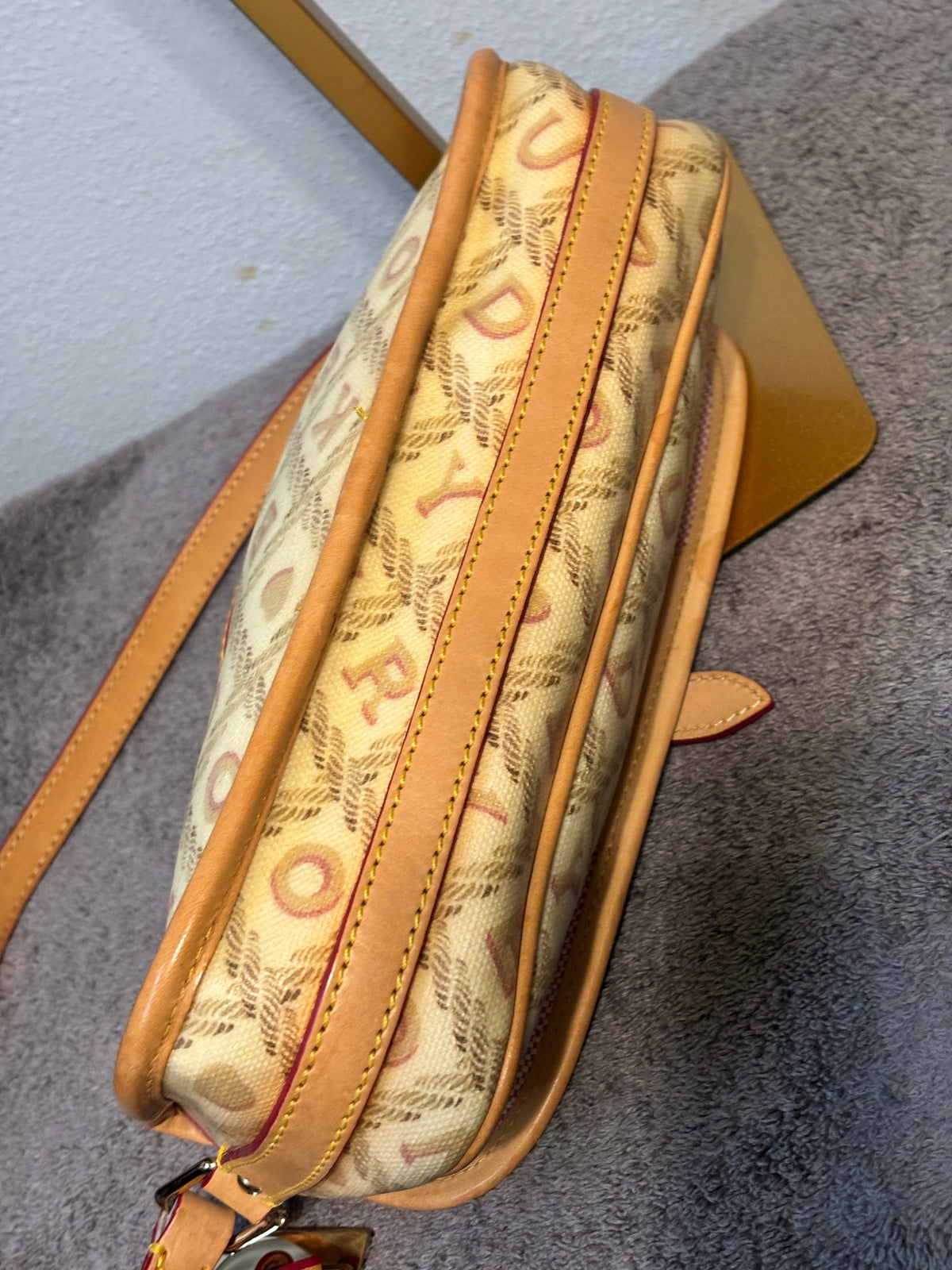 💗✨ DOONEY and BOURKE Signature Monogram Shoulder Bag | Heart Charm 💛👜