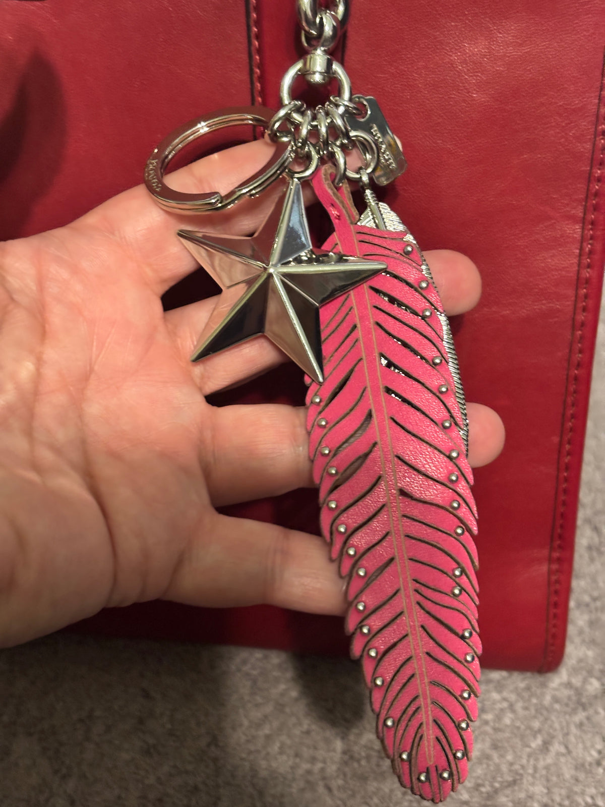 💕 Coach Raspberry Leather Feather Bag Charm | Silver Star & Feather ⭐