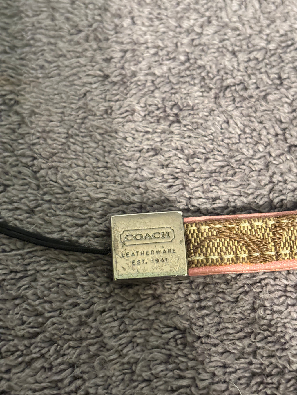 💕 Coach Signature C Cell Phone Wrist Strap | Brown Canvas Pink Leather 📱