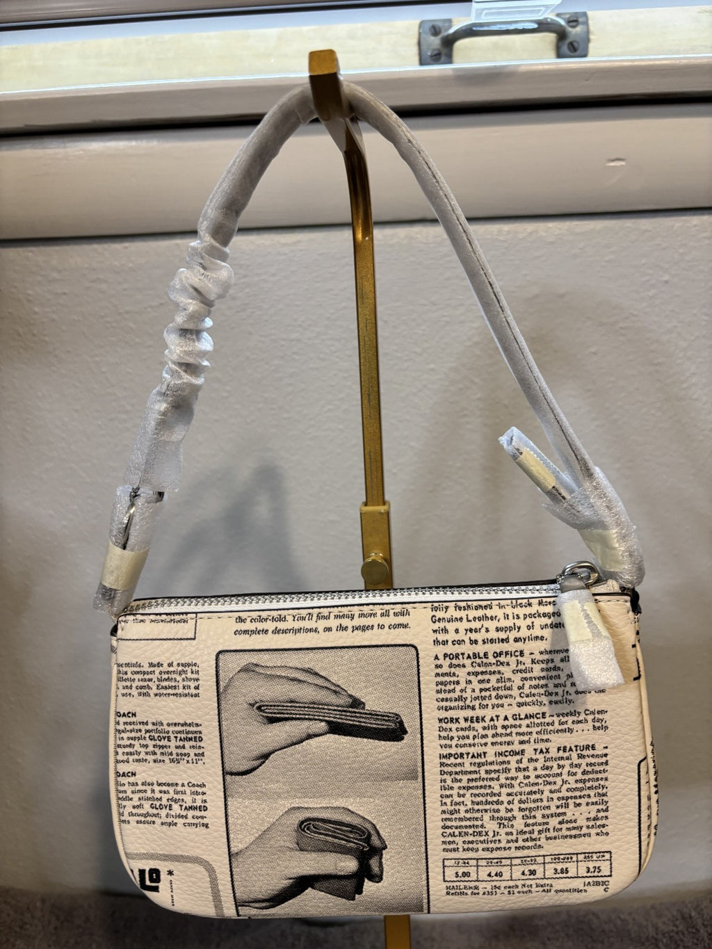 COACH NEWSPAPER NOLITA 19