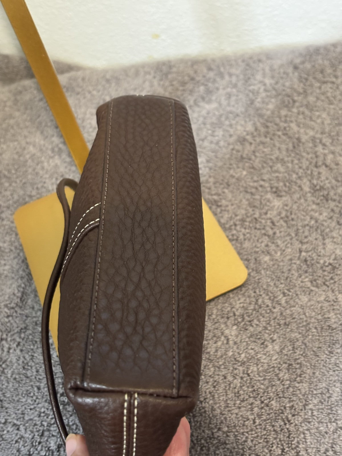 COACH BROWN PEBBLE TOP LOCK WRISTLET