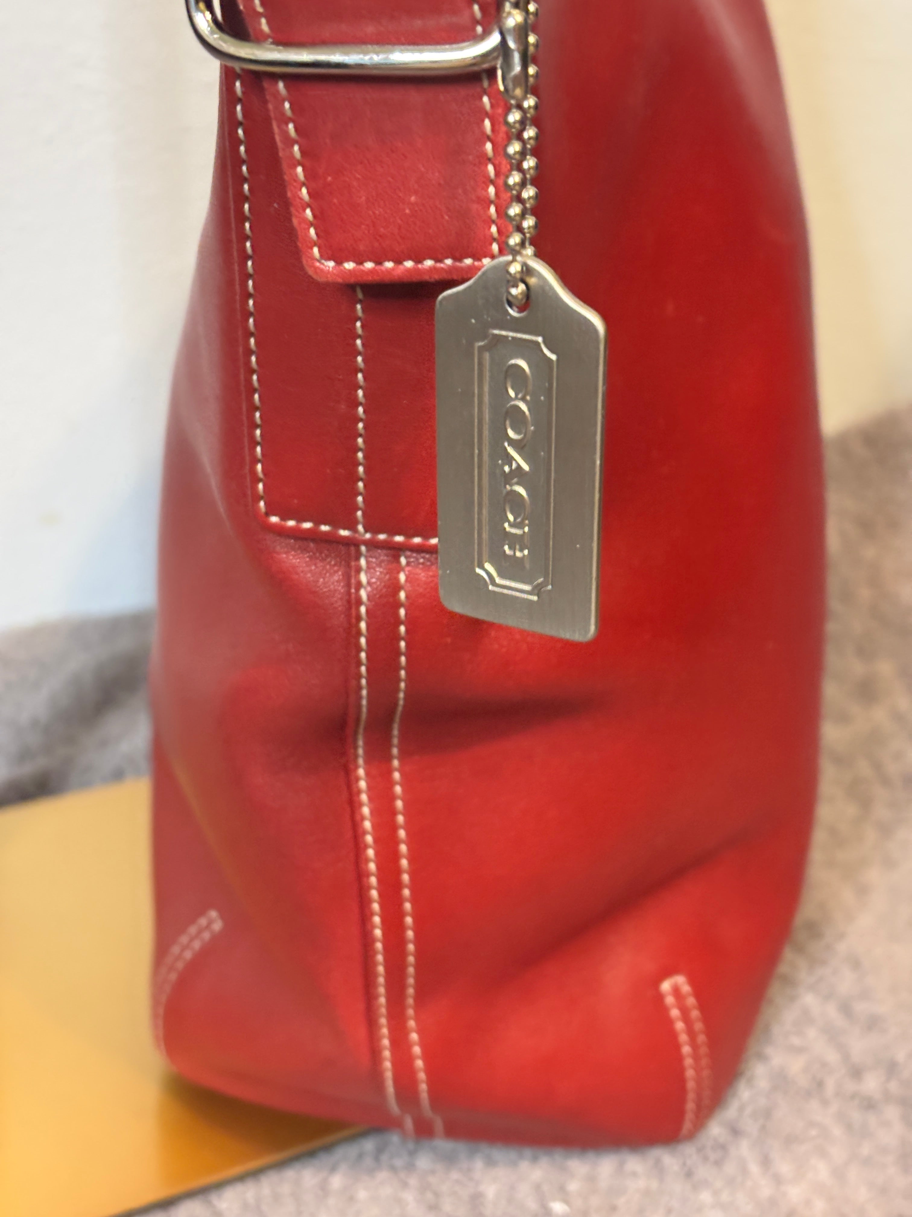 Vintage Coach Red Small Duffle Sac 9186 Soft Leather Bucket Crossbody Bag