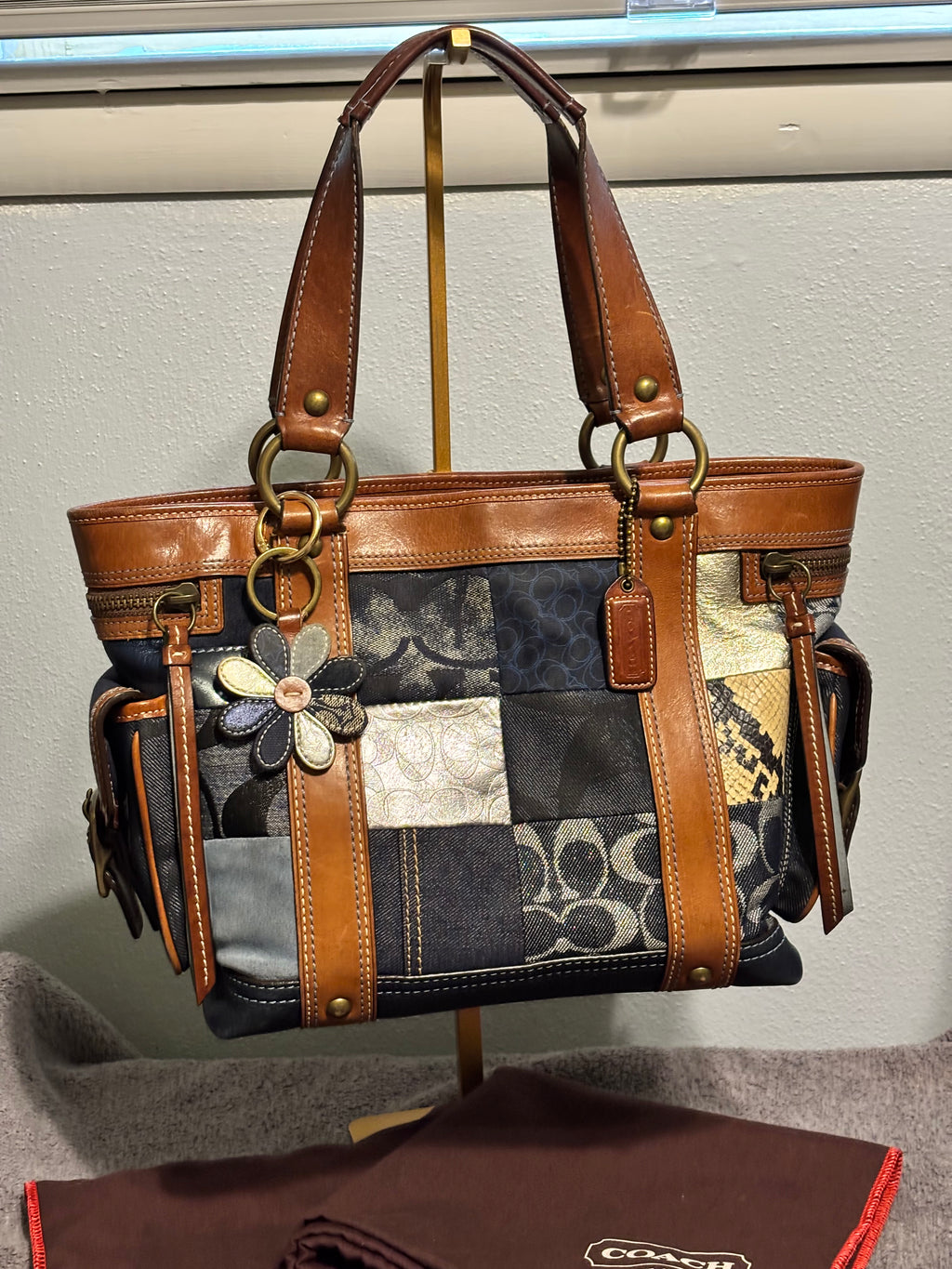 Vintage Coach Denim Patchwork Shoulder Bag Model 10002 + Daisy Charm – Excellent Condition