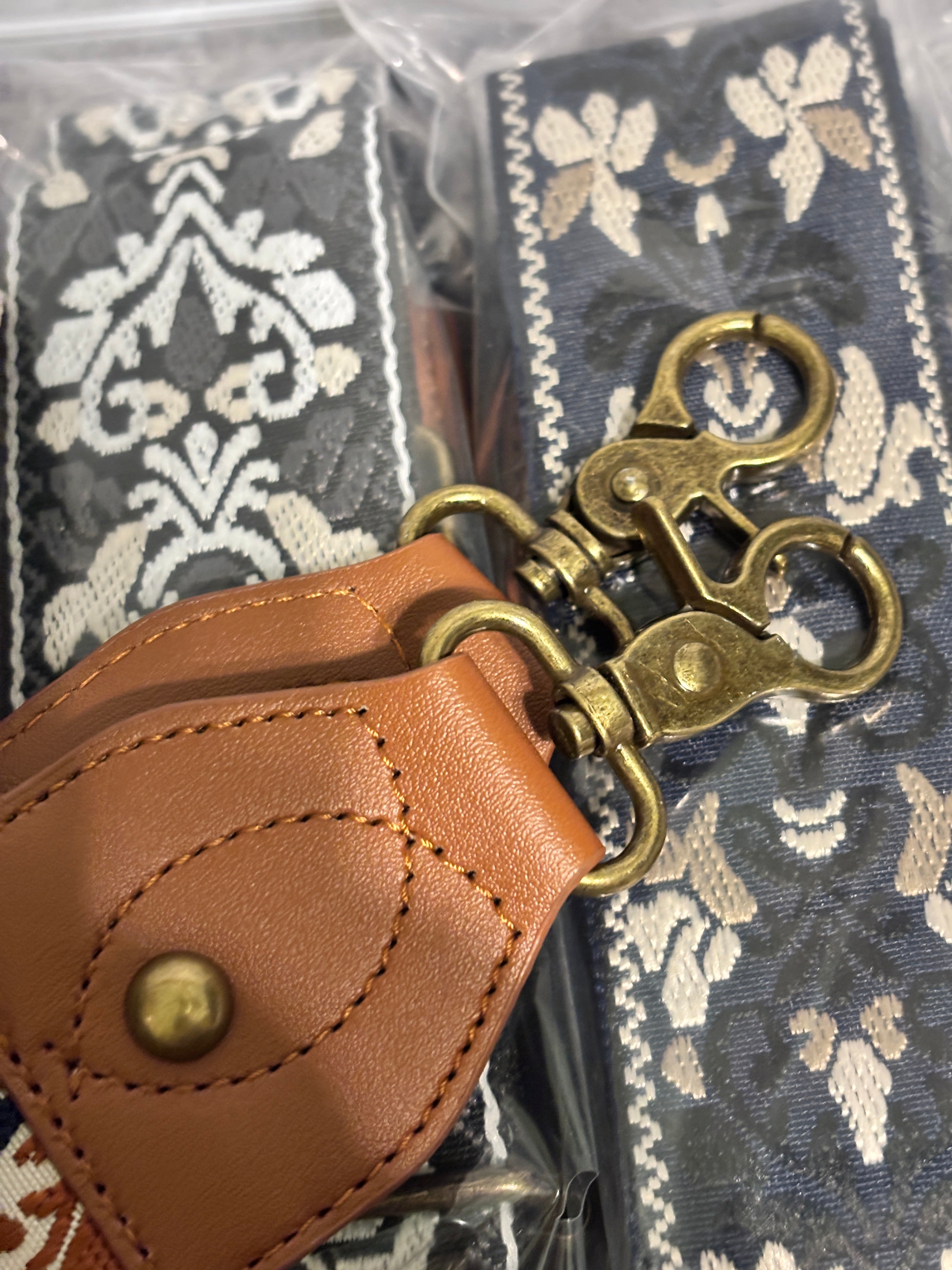 Interchangeable Purse Strap Boho Pattern Adjustable Crossbody Strap w/ Brass Swivel Hooks