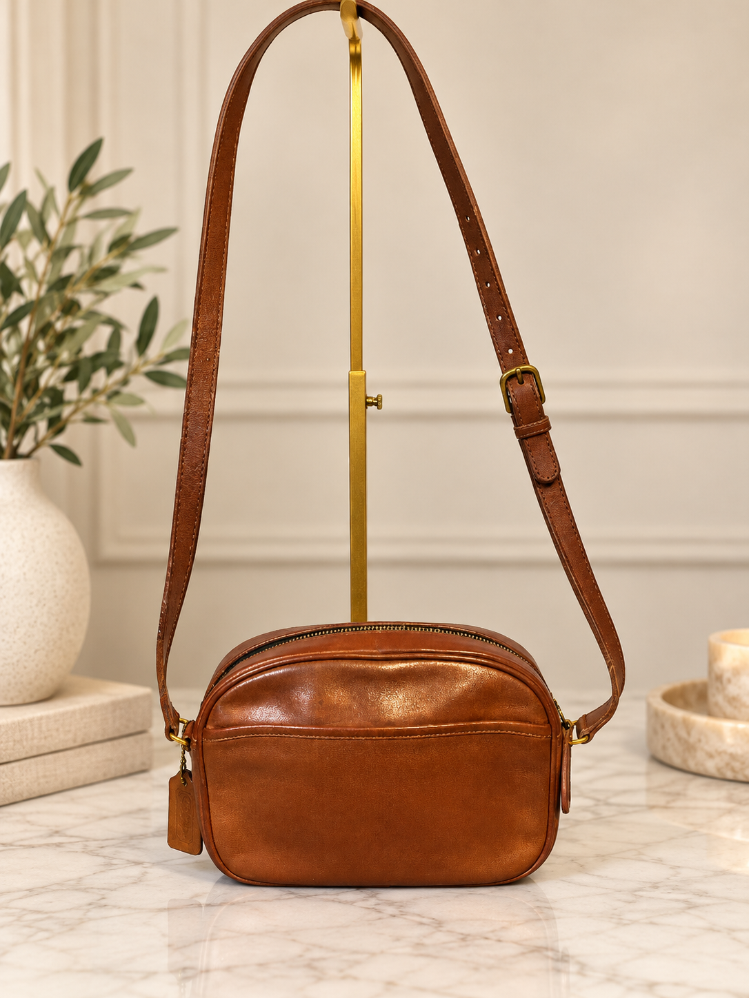 🤎📸 Rare Vintage Coach Small Camera Bag 4011 | British Tan Leather | Lightweights Collection | Made in USA ✨👜